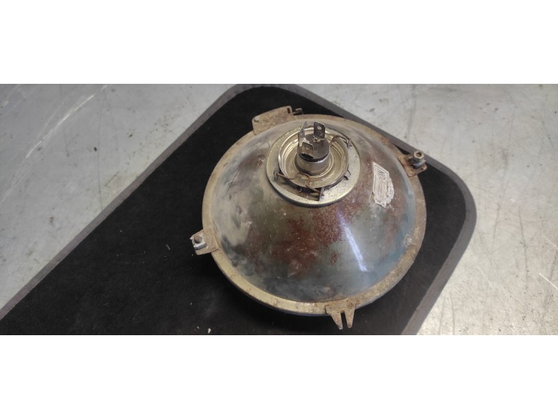 Recambio de faro izquierdo para seat 850 n y d referencia OEM IAM   