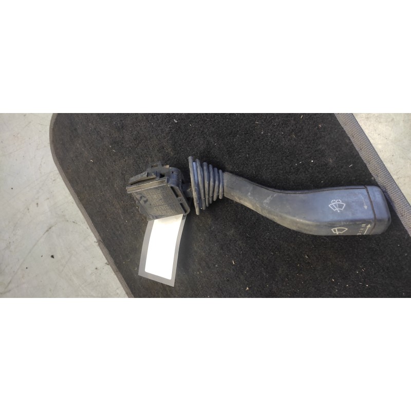 Recambio de mando limpia para opel vectra b berlina 1.7 turbodiesel (17 dt / lu8) referencia OEM IAM 90213328  