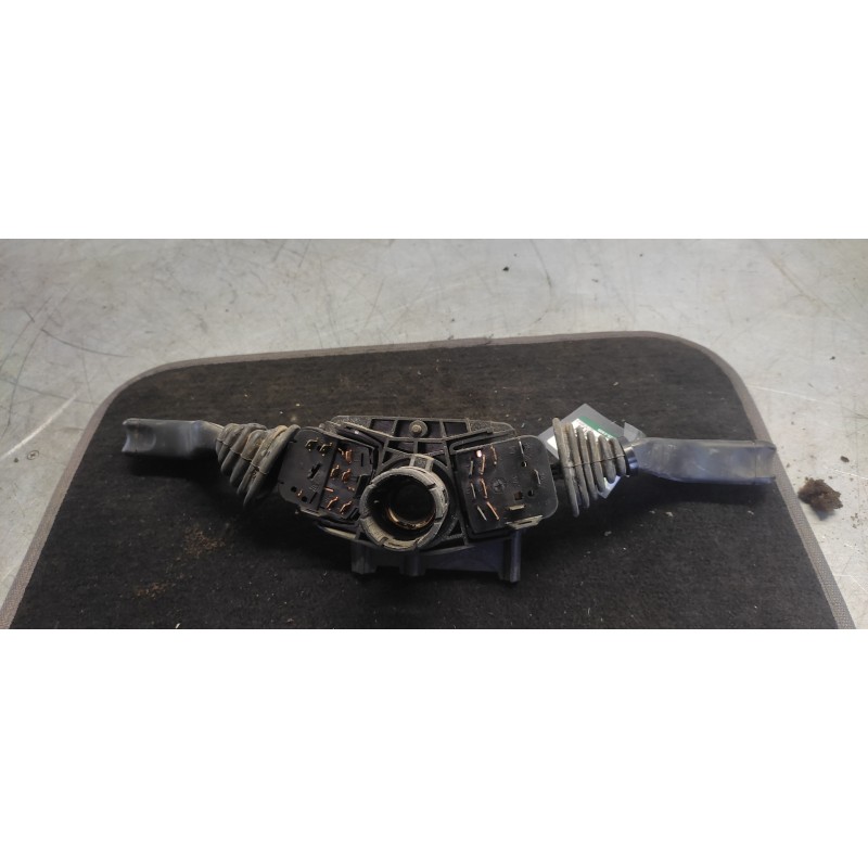 Recambio de mando multifuncion para opel combo (corsa b) 1.7 diesel referencia OEM IAM 90306521  