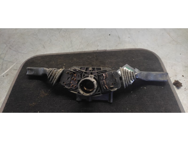Recambio de mando multifuncion para opel combo (corsa b) 1.7 diesel referencia OEM IAM 90306521  
