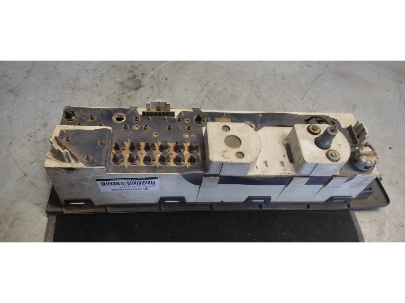 Recambio de cuadro instrumentos para seat 132 132 referencia OEM IAM   