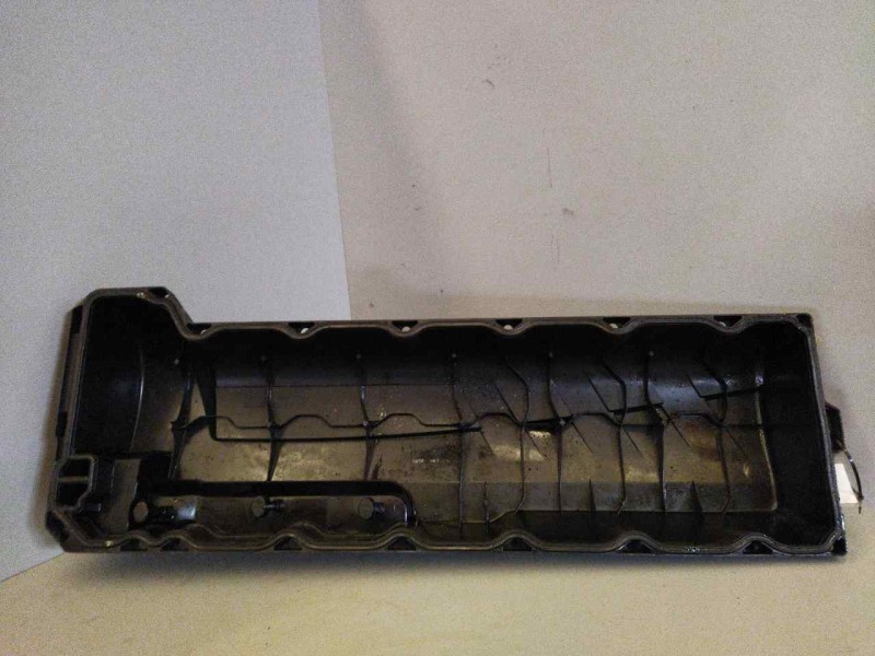 Recambio de tapa balancines para renault magnum ab 2005 12.8 diesel referencia OEM IAM 20515103 7420515101 