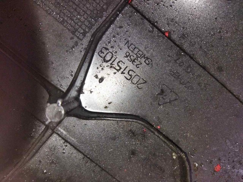 Recambio de tapa balancines para renault magnum ab 2005 12.8 diesel referencia OEM IAM 20515103 7420515101 