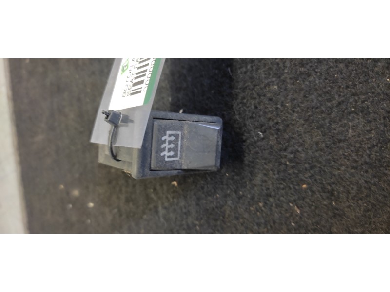 Recambio de boton antivaho para seat panda 0.9 referencia OEM IAM   