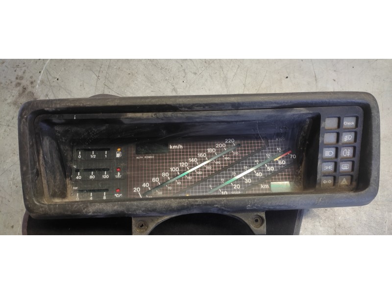 Recambio de cuadro instrumentos para alfa romeo 90 2.5 referencia OEM IAM   