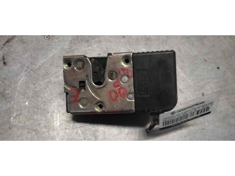 Recambio de cerradura puerta delantera derecha para peugeot 206 berlina xs referencia OEM IAM  6 PINS 