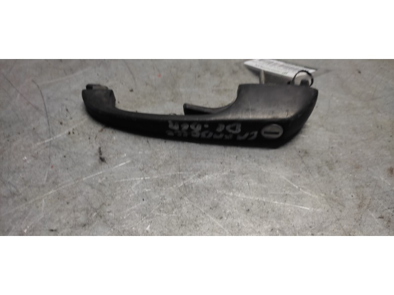 Recambio de maneta exterior delantera derecha para volkswagen t-3 caravelle referencia OEM IAM 251837206  