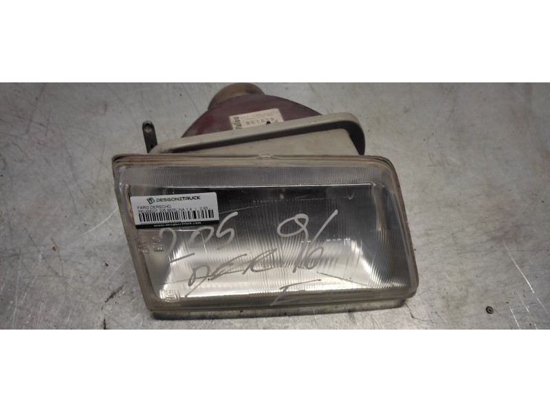 Recambio de faro derecho para peugeot 205 berlina 1.4 referencia OEM IAM   