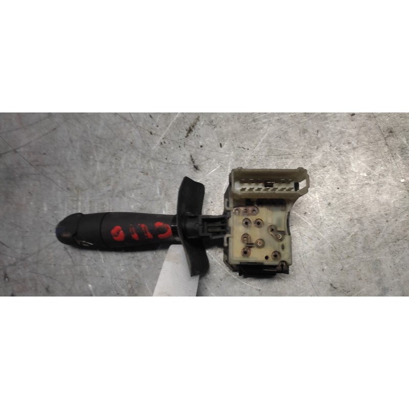 Recambio de mando limpia para renault clio ii fase i (b/cbo) 1.2 referencia OEM IAM   13 PINS