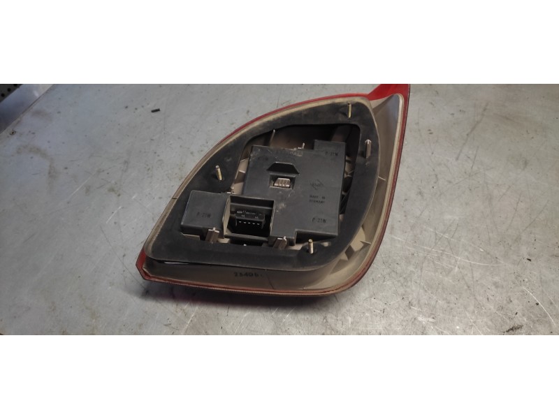 Recambio de piloto trasero izquierdo para ford fiesta berlina (dx) 1.25 16v cat referencia OEM IAM   