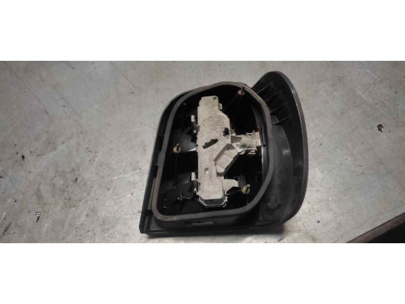 Recambio de piloto trasero izquierdo para volkswagen polo classic (6v2) básico referencia OEM IAM   