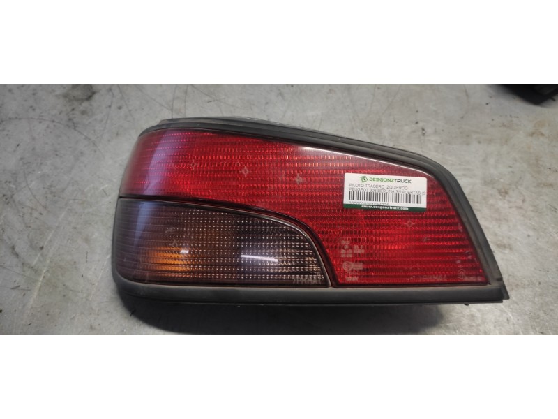 Recambio de piloto trasero izquierdo para peugeot 306 berlina 3/5 puertas (s1) open referencia OEM IAM   