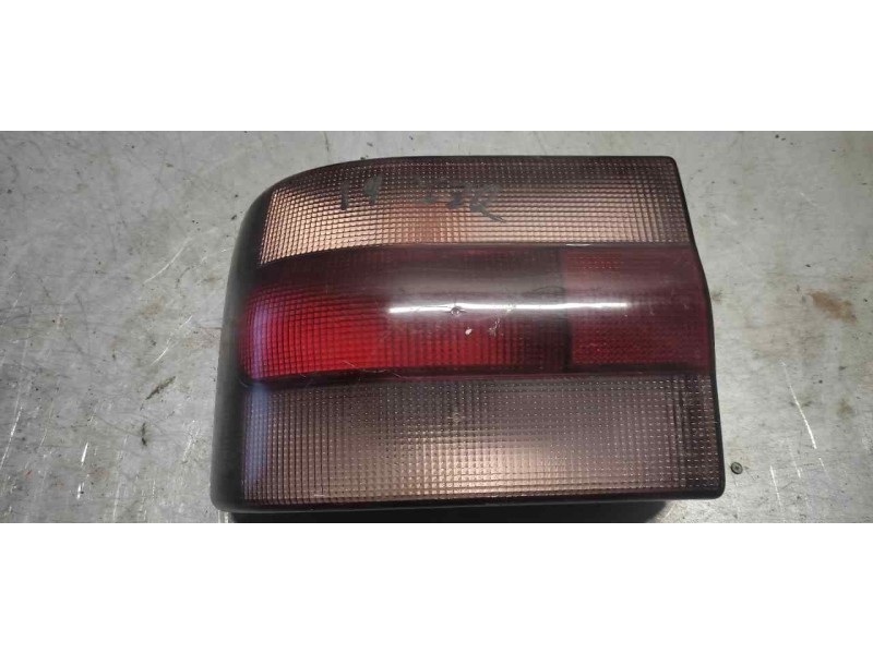 Recambio de piloto trasero izquierdo para renault 19 (b/c/l53) 1.9 d referencia OEM IAM   