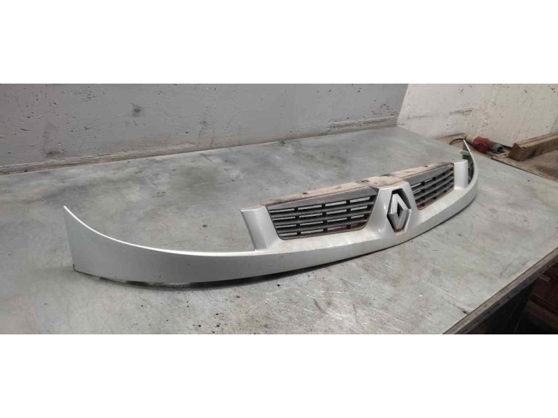 Recambio de rejilla delantera central para renault kangoo (f/kc0) authentique referencia OEM IAM   