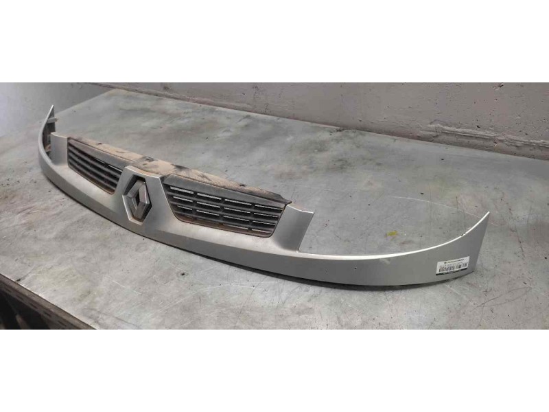 Recambio de rejilla delantera central para renault kangoo (f/kc0) authentique referencia OEM IAM   