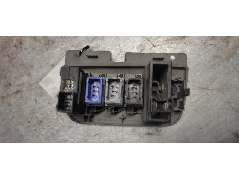 Recambio de mando elevalunas multifuncion para renault megane i scenic (ja0) 1.9 d alize referencia OEM IAM 7700433081  