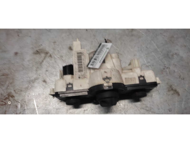 Recambio de mando calefaccion / aire acondicionado para renault megane ii berlina 3p dynamique referencia OEM IAM   