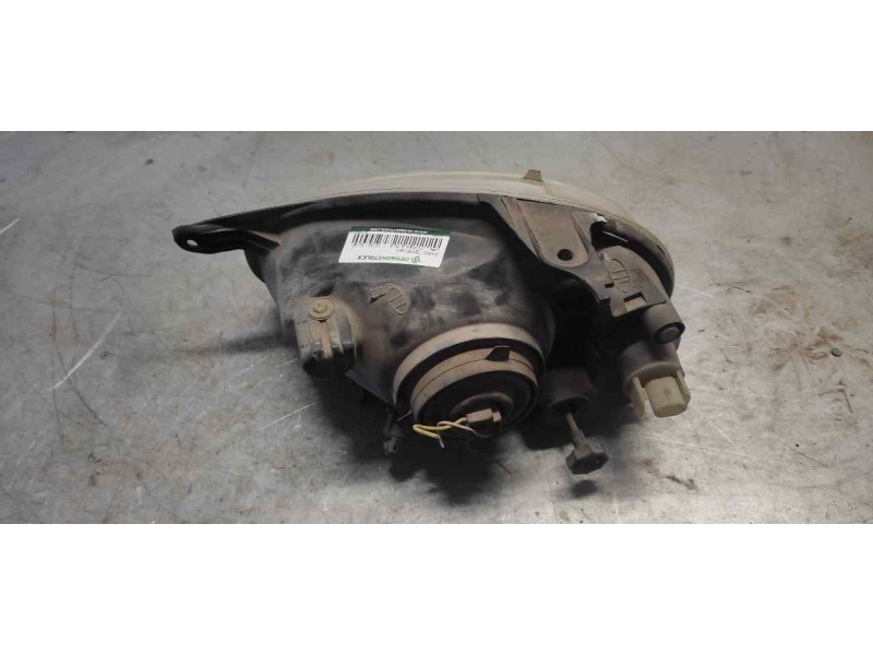 Recambio de faro derecho para opel corsa b gls referencia OEM IAM 90386294  
