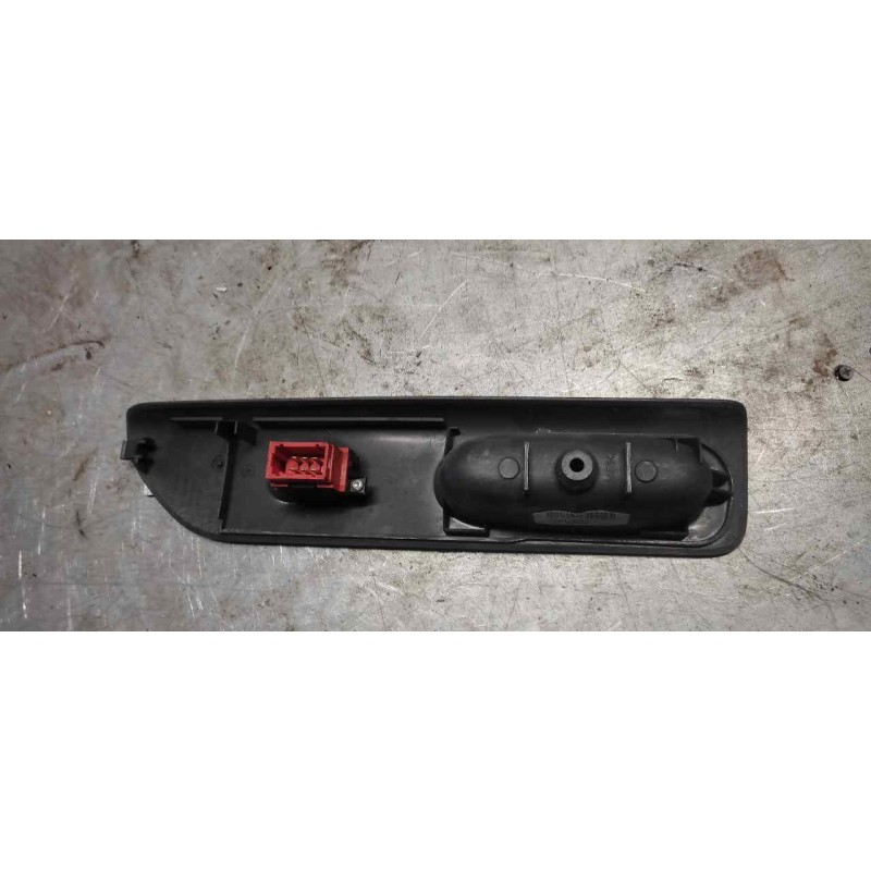 Recambio de mando elevalunas delantero derecho para renault laguna (b56) 2.0 d rn (b56f/g) referencia OEM IAM   