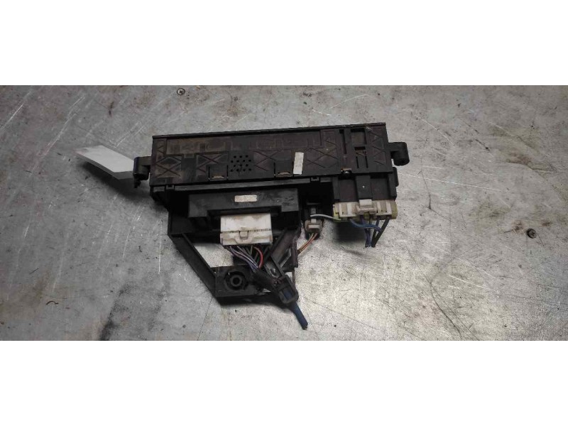 Recambio de mando calefaccion / aire acondicionado para nissan primera berl./familiar (p10/w10) gt berlina (p10) referencia OEM 