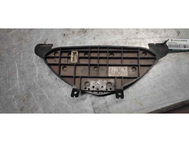 Recambio de mando radio para nissan primera berlina (p11) slx referencia OEM IAM   