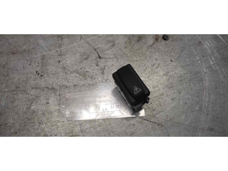 Recambio de boton esp para renault megane ii berlina 5p confort dynamique referencia OEM IAM   