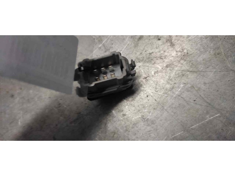 Recambio de boton esp para renault megane ii berlina 5p confort dynamique referencia OEM IAM   