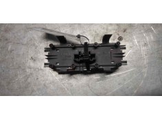 Recambio de warning para renault megane ii berlina 5p confort dynamique referencia OEM IAM 8200095493   2