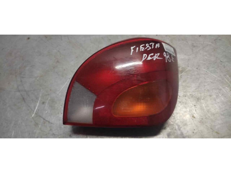 Recambio de piloto trasero derecho para ford fiesta berlina (dx) 1.25 16v cat referencia OEM IAM   