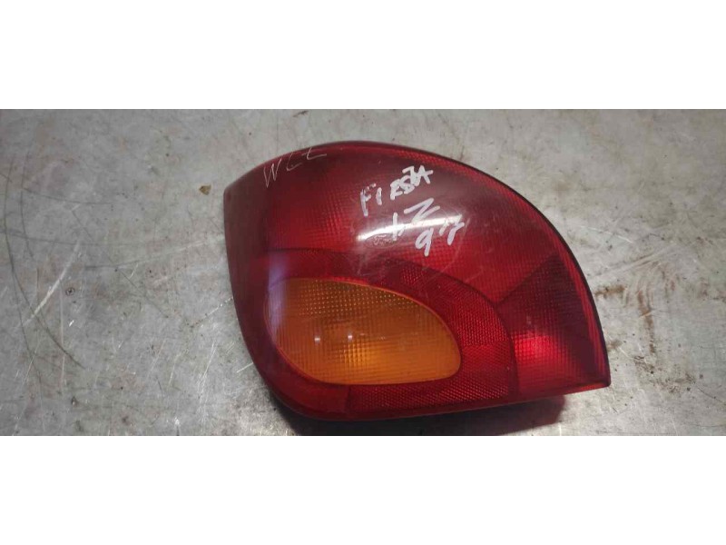 Recambio de piloto trasero izquierdo para ford fiesta berlina (dx) 1.3 cat referencia OEM IAM   