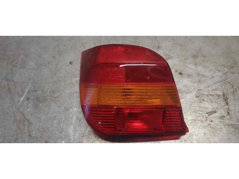 Recambio de piloto trasero izquierdo para ford fiesta berlina 1.25 16v cat referencia OEM IAM   