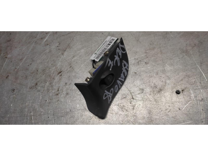 Recambio de mando elevalunas delantero derecho para fiat bravo (182) td 75 s referencia OEM IAM   