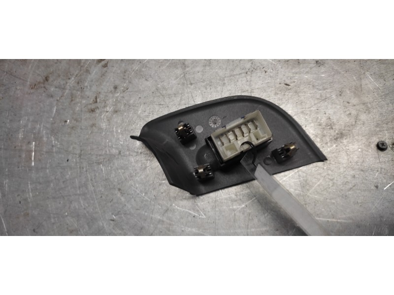 Recambio de mando elevalunas delantero derecho para fiat bravo (182) td 75 s referencia OEM IAM   