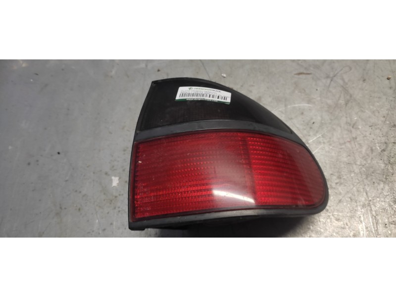 Recambio de piloto trasero derecho para renault laguna (b56) 2.0 d rn (b56f/g) referencia OEM IAM   