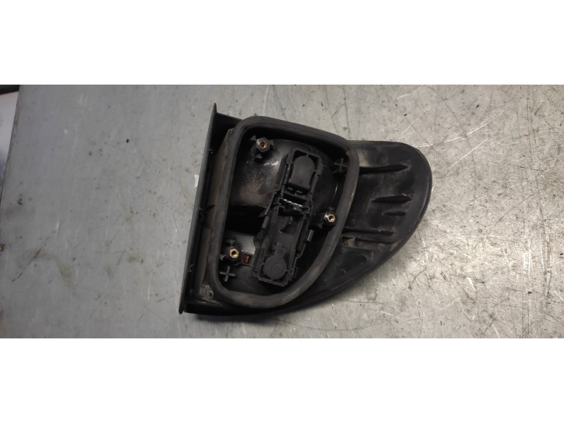 Recambio de piloto trasero derecho para renault laguna (b56) 2.0 d rn (b56f/g) referencia OEM IAM   