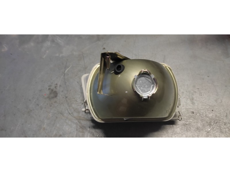 Recambio de faro izquierdo para peugeot 309 srd referencia OEM IAM  NUEVO 