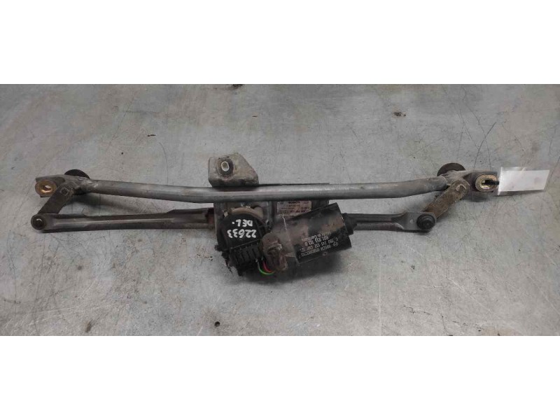 Recambio de motor limpia delantero para volkswagen passat berlina (3b2) básico referencia OEM IAM 0390241132  