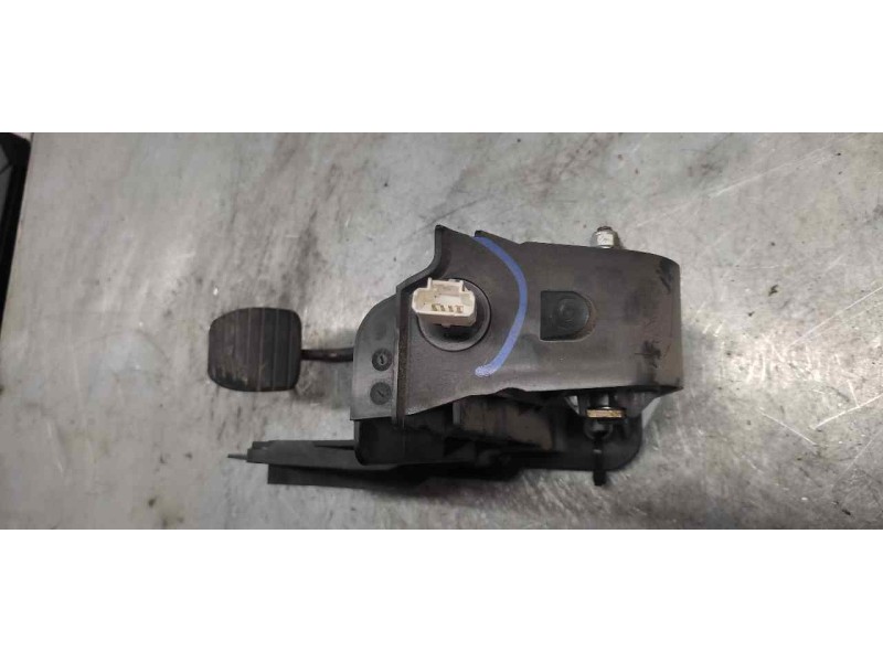 Recambio de pedal freno para opel movano b kasten/combi ka l1h1 2,8t referencia OEM IAM 8200672233  