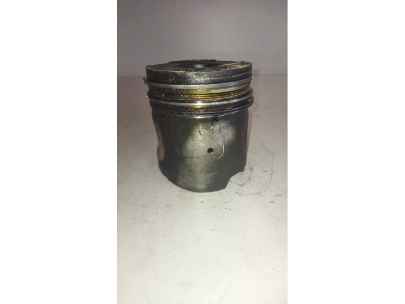 Recambio de piston para iveco eurotech (mt) fki 180 e 27 larga distancia referencia OEM IAM 98458996  