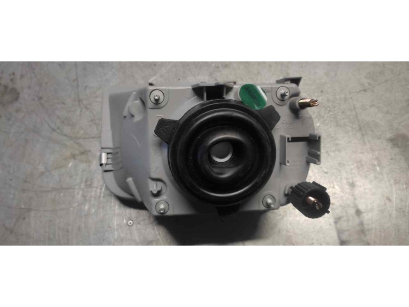 Recambio de faro izquierdo para renault rapid/express (f40) 1.2 referencia OEM IAM  NUEVO 