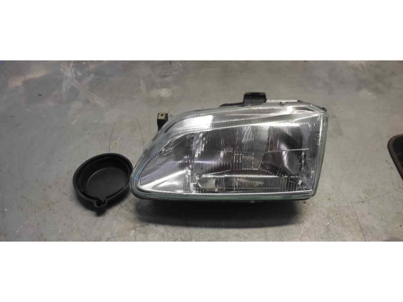 Recambio de faro izquierdo para renault laguna (b56) 2.0 d rn (b56f/g) referencia OEM IAM  NUEVO 