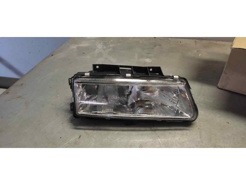 Recambio de faro derecho para citroen xantia berlina 2.0i 16v vsx referencia OEM IAM  NUEVO 