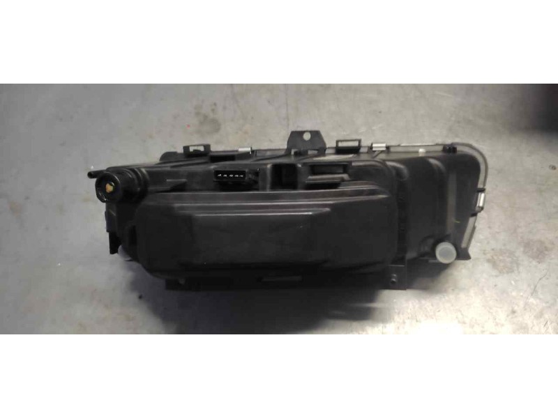 Recambio de faro derecho para citroen xantia berlina 2.0i 16v vsx referencia OEM IAM  NUEVO 