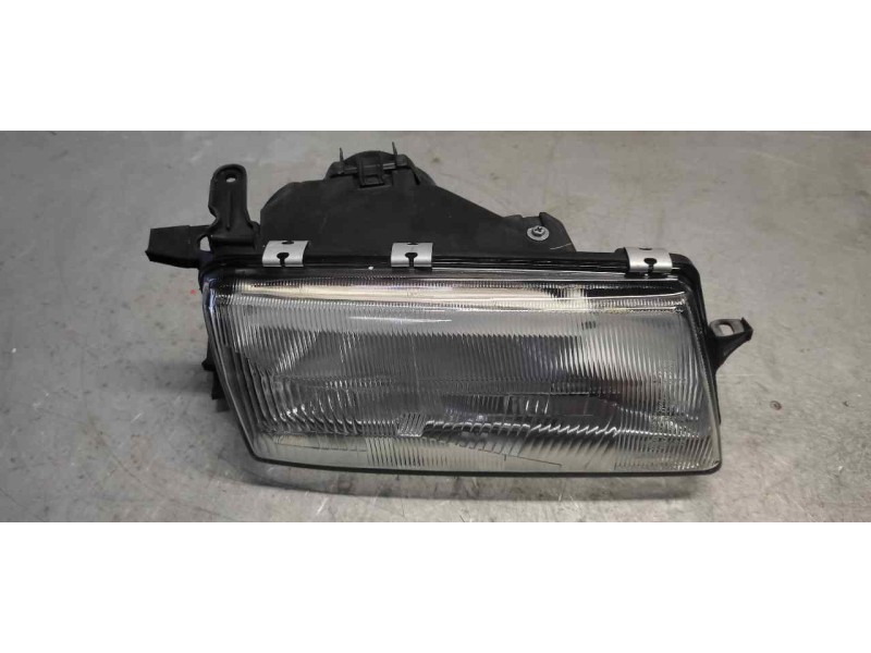 Recambio de faro derecho para opel vectra b berlina cd referencia OEM IAM  NUEVO 