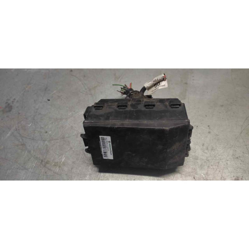 Recambio de caja reles / fusibles para ford focus berlina (cak) 1.6 16v cat referencia OEM IAM 2M5T14A067BB  