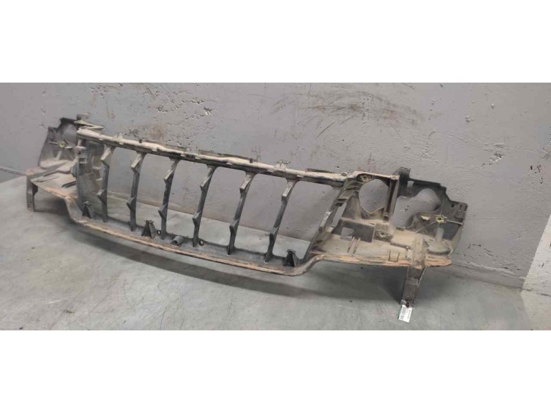 Recambio de panel frontal para jeep gr.cherokee (wj/wg) 3.1 td laredo referencia OEM IAM   