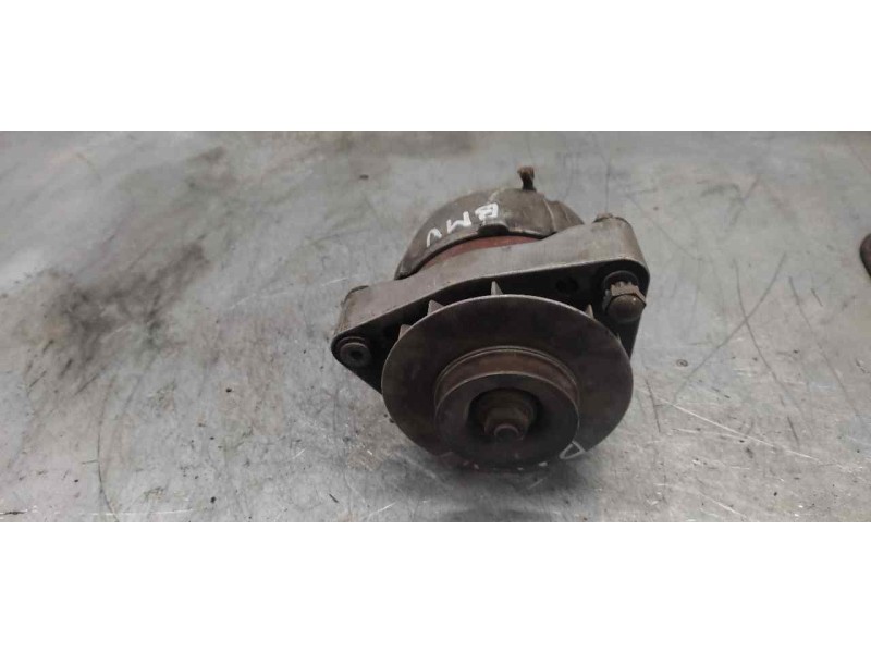Recambio de alternador para bmw serie 7 (e23) 735i referencia OEM IAM 0120469560 14V 80A BOSCH