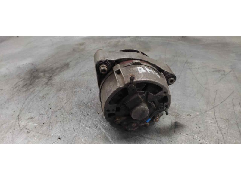 Recambio de alternador para bmw serie 7 (e23) 735i referencia OEM IAM 0120469560 14V 80A BOSCH