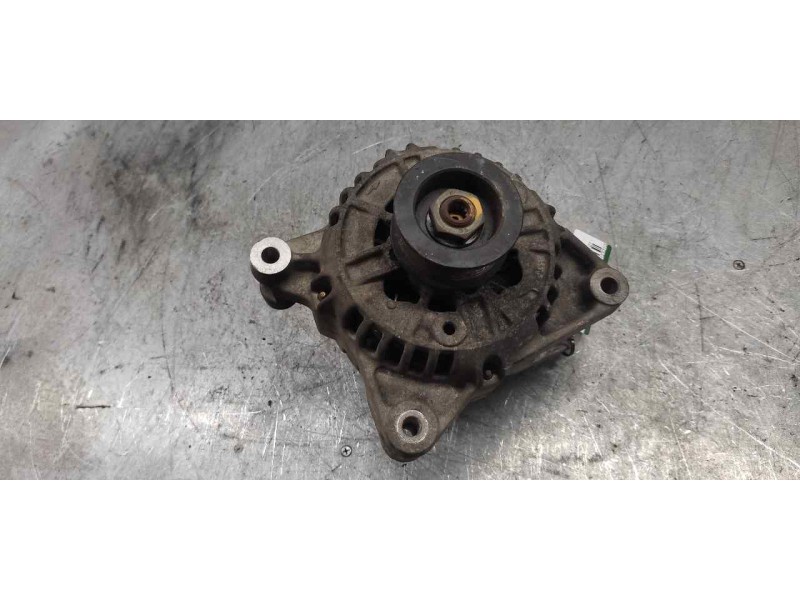 Recambio de alternador para volvo s40 berlina 2.0 16v referencia OEM IAM 0123310030 14V 45-80A BOSCH