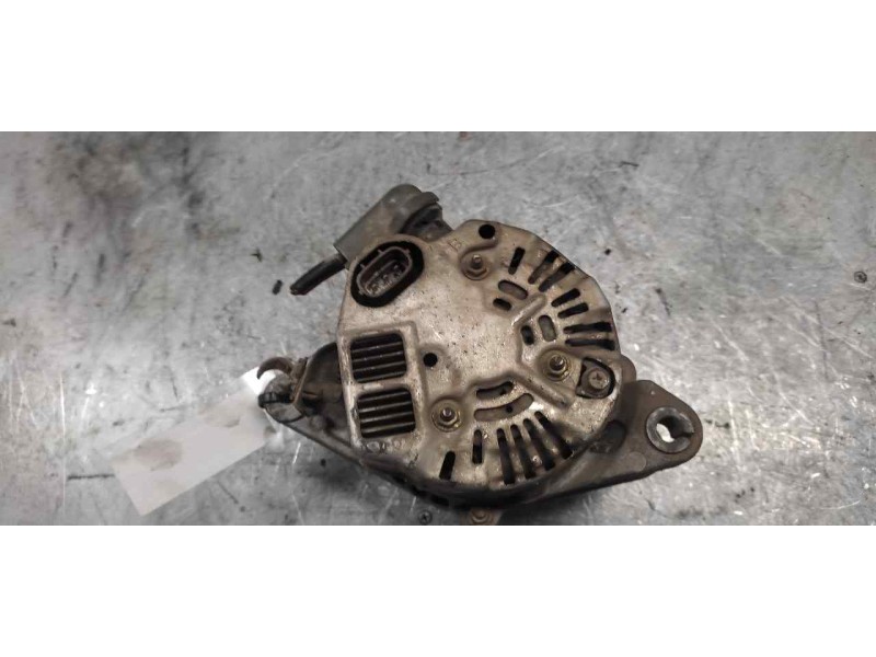 Recambio de alternador para toyota yaris (ncp1/nlp1/scp1) 1.3 cat referencia OEM IAM 1022115300 2700023040 